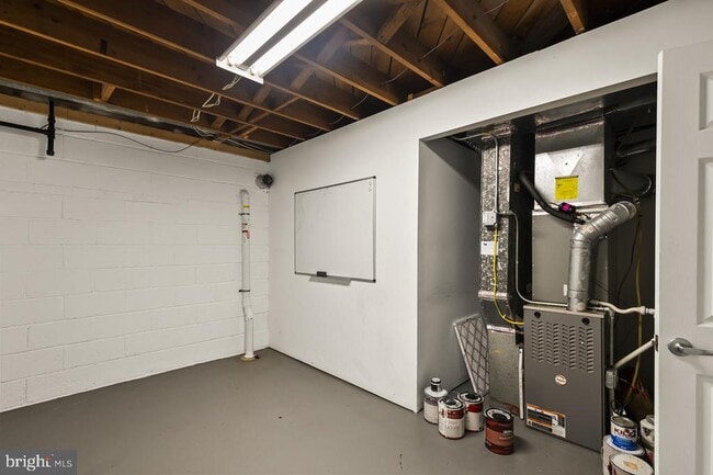 Building Photo - 6313 Tone Dr