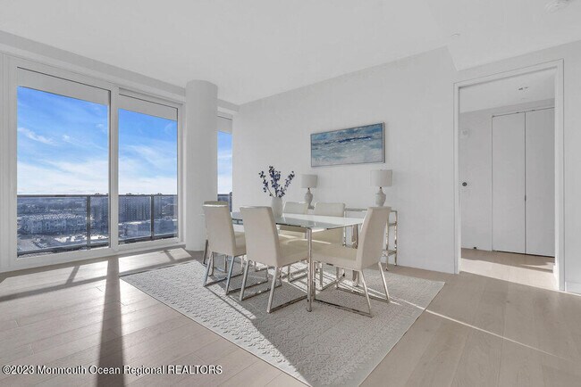 Building Photo - 1101 Ocean Ave N