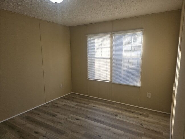 Building Photo - 4058 Nursery Rd