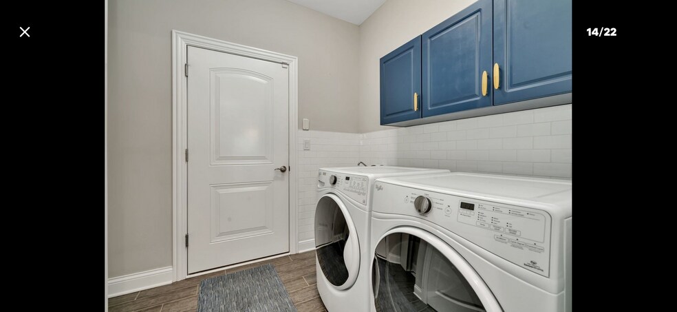 laundry room - 14956 S Preserve Dr