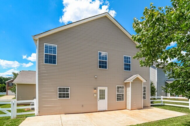 Building Photo - 4022 Linville Falls Ln