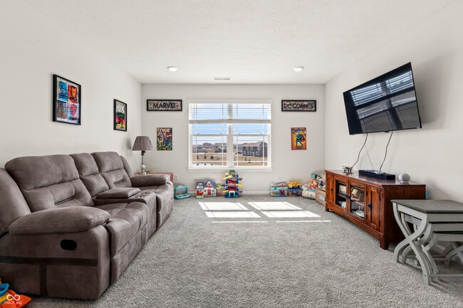 Building Photo - 1399 Hat Band St