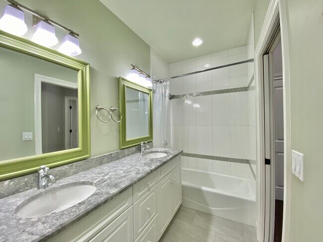 Building Photo - 7052 Timberland Cir