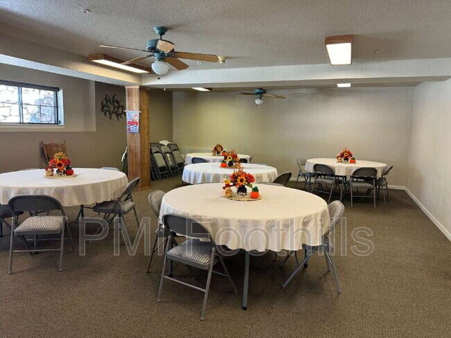 Building Photo - 31719 Rocky Village Dr
