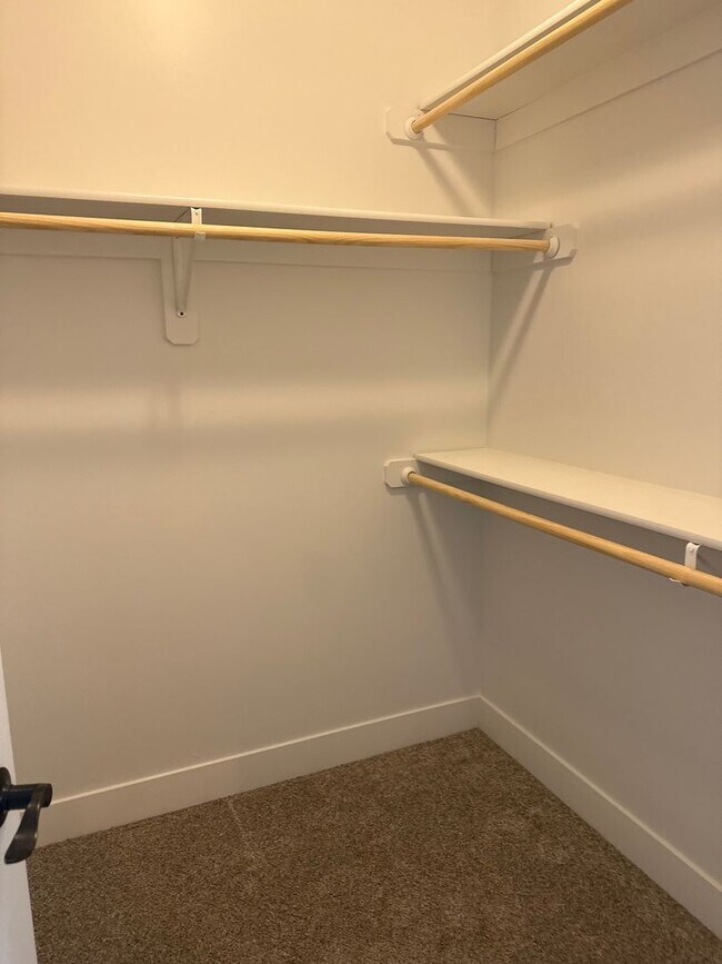 Building Photo - 17212-17224 Palazzo Drive