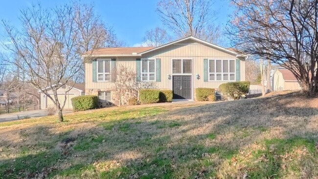 Building Photo - 3690 Nena Cir