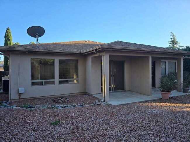 Building Photo - 340FOD