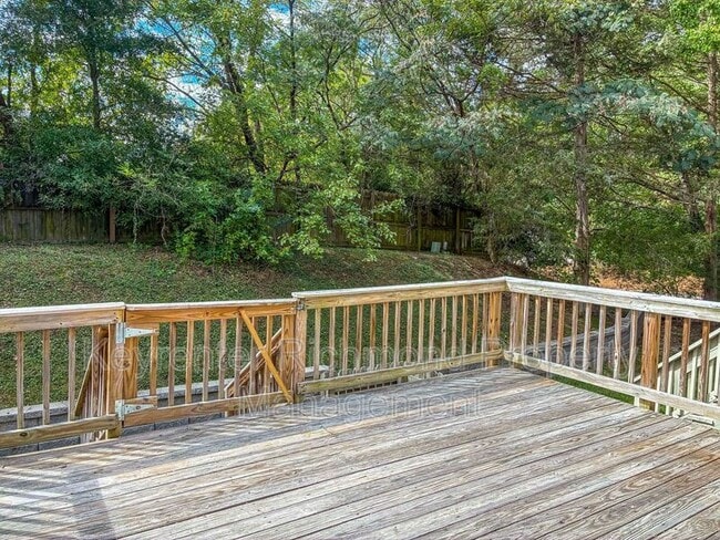 Building Photo - 10007 Bellona Ct