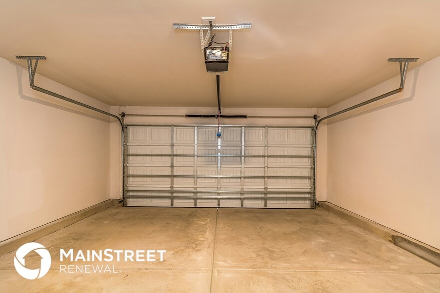 Building Photo - 364 Gourd St