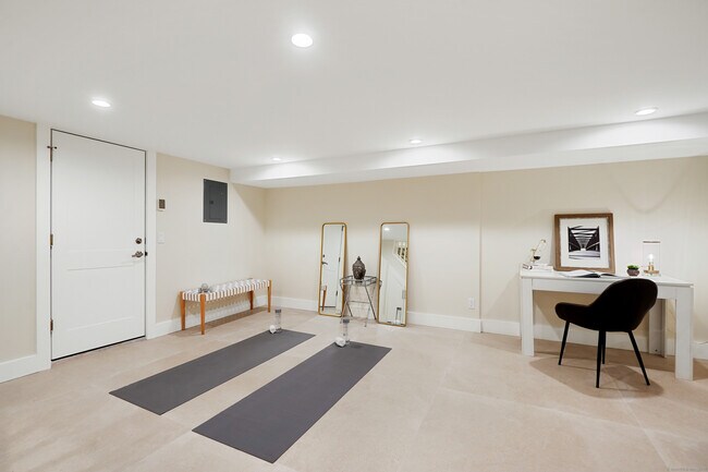 Building Photo - 31 East Ave