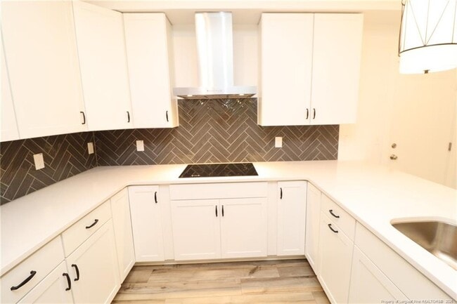 Building Photo - 110 Byrum St