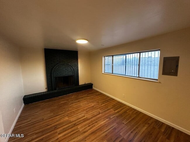 Building Photo - 7121 Alto Rey Ave
