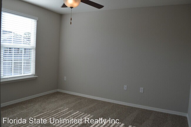 Building Photo - 3 br, 2.5 bath House - 9539 Tocobaga PL