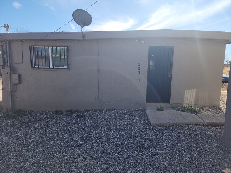 Front Door - 320 E Ajo Way