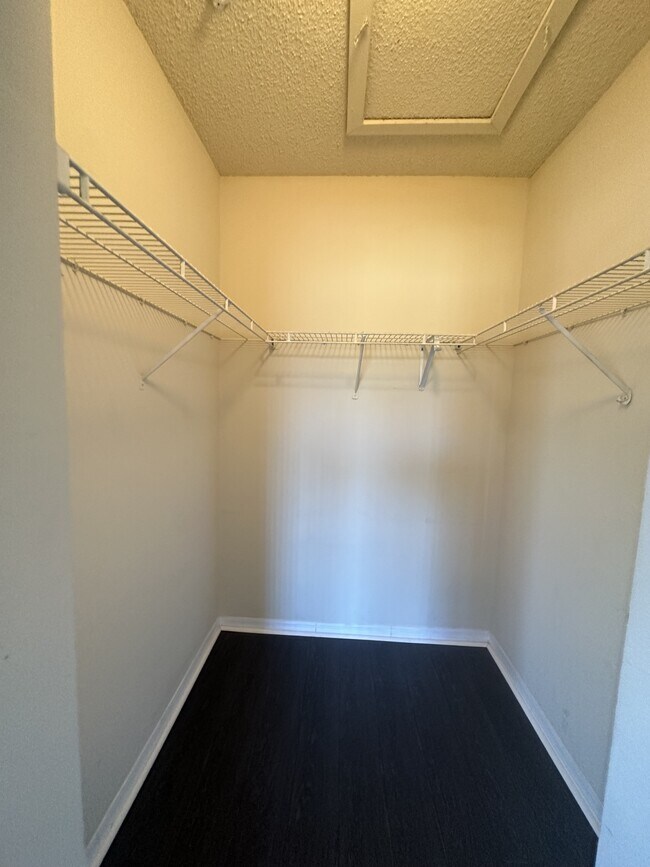 Building Photo - 3874 Lyons Rd