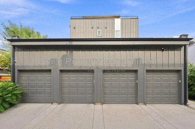 Building Photo - 1931 N Grove St
