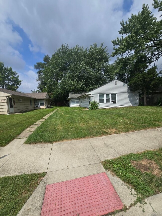 Primary Photo - 3419-3421 GERBERT RD