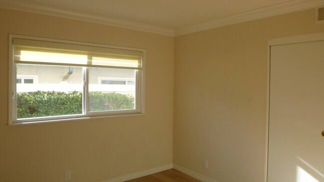 Building Photo - 23476 White Dove Dr