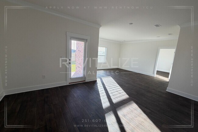 Building Photo - Lakeview Luxury Living in Hadley Village