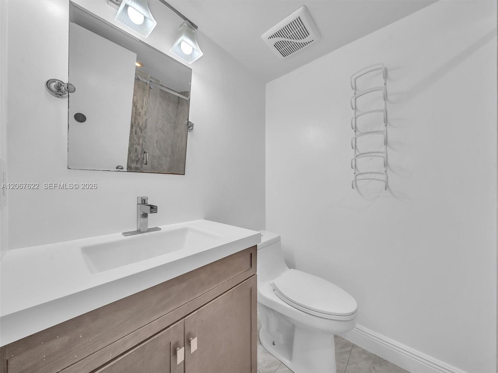 Building Photo - 670 NW 85th Pl