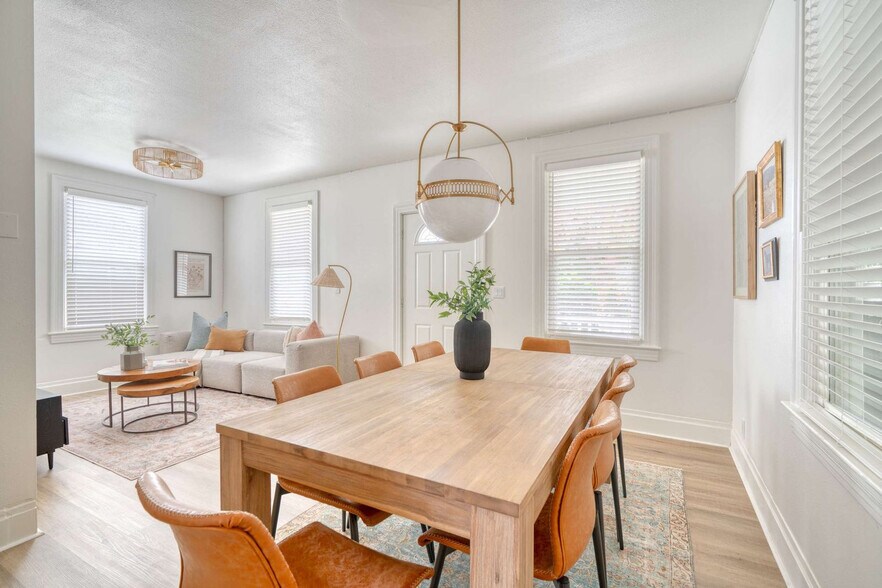 Building Photo - 4128 N Montana Ave