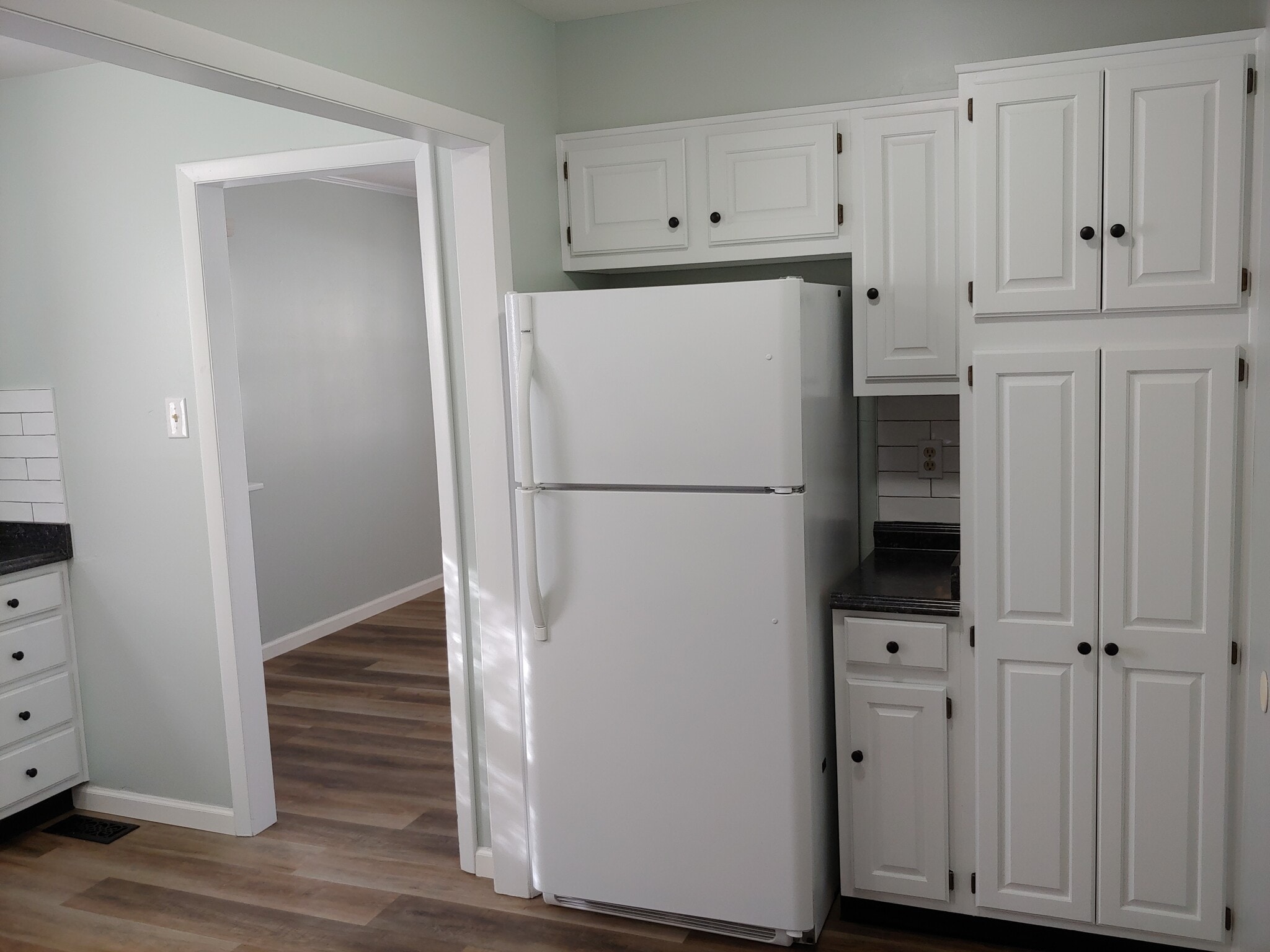 Building Photo - 2300 S Julian St