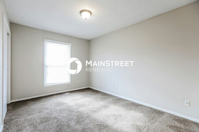 Building Photo - 3 Bedroom Pet-Friendly Home in Belton, MO with Main Street Renewal