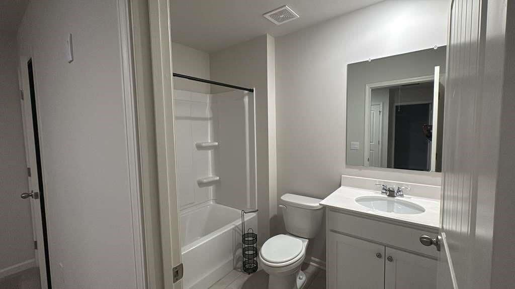 Building Photo - 2213 Blue Monarch Dr