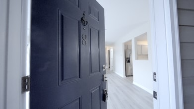 Building Photo - 136 Brookland Ct