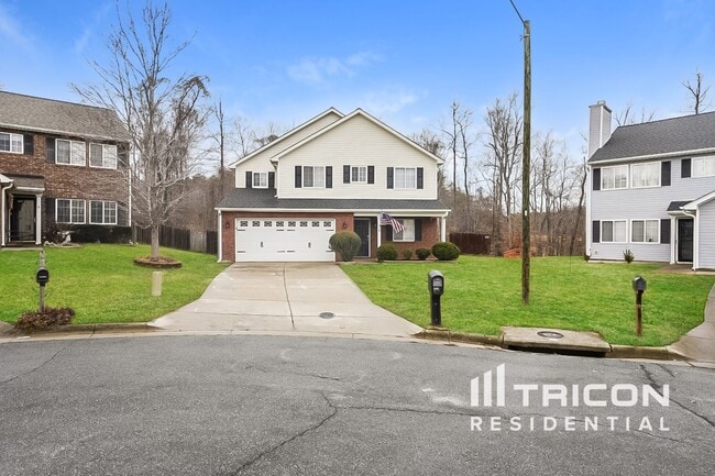 Primary Photo - 7 Selsey Ct
