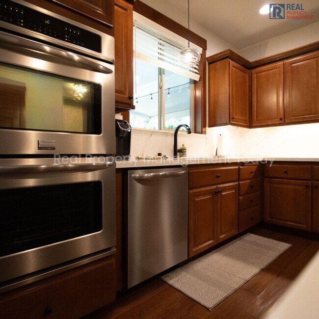 Building Photo - 4 Bedroom House in Puyallup! (Virtual Tour Available)