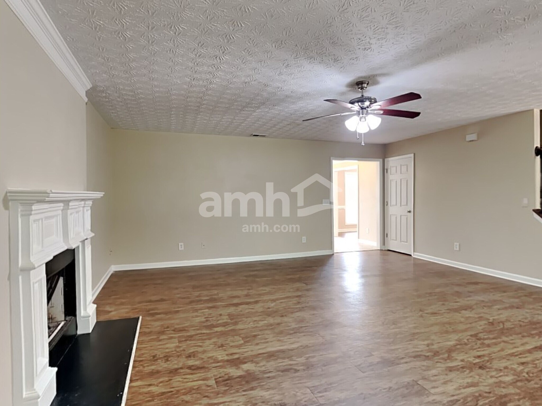 Building Photo - 70 Maxton Ave