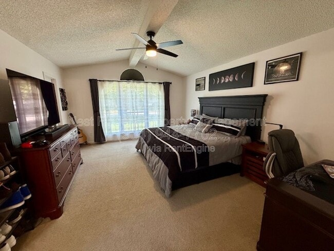 Building Photo - 5524 Hidden Ridge Dr