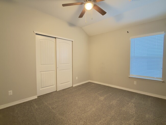 Building Photo - 13877 Paseo Perlas Dr