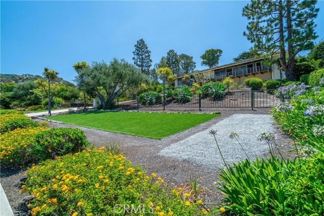 Building Photo - 1500 Paseo Del Mar