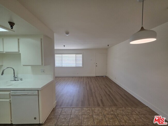 Building Photo - 3204 139th St