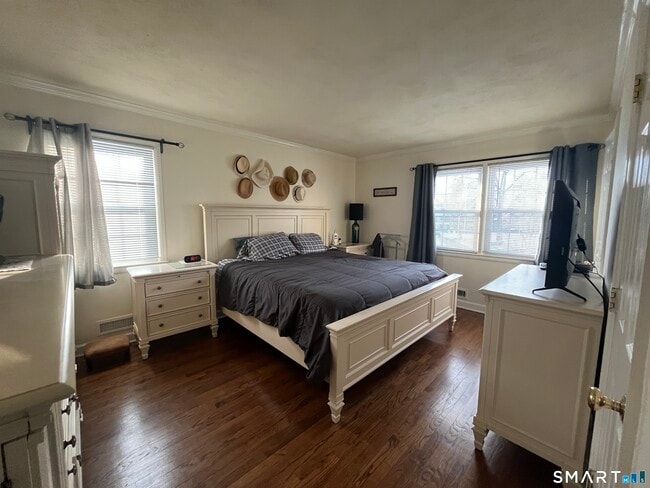 Building Photo - 55 Rolling Wood Dr