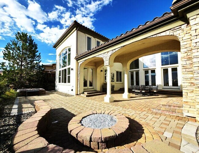 Building Photo - All-Inclusive Executive Luxury in Somerset...