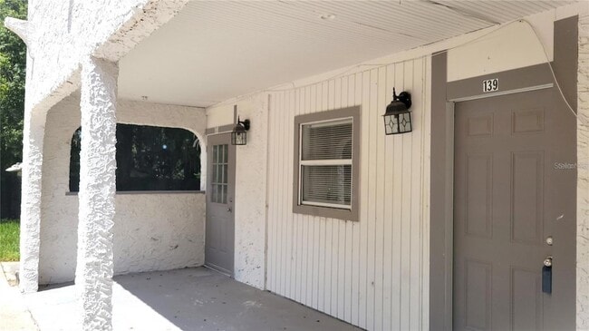 Building Photo - 137 S Stone St