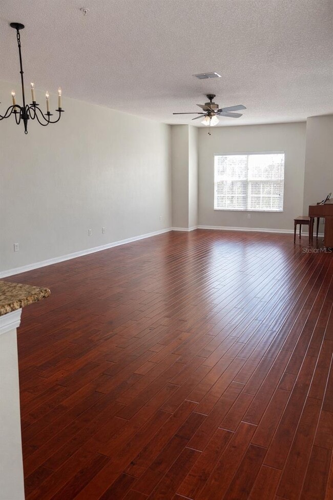 Building Photo - 1525 Cloverbay Ln