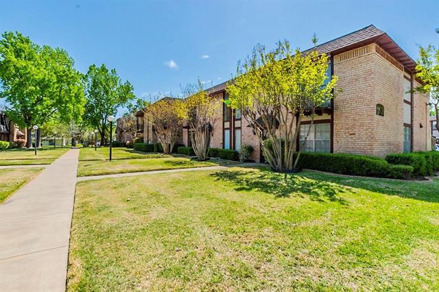 Building Photo - 1821 E Grauwyler Rd