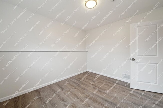 Building Photo - Fully Remodeled 4-Bedroom Home in Desirable Neighborhood in Pontiac for Rent!