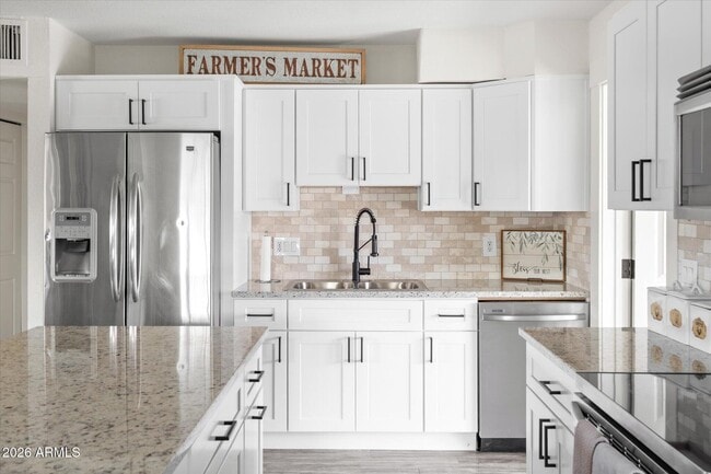 Building Photo - 423 N 73rd Pl