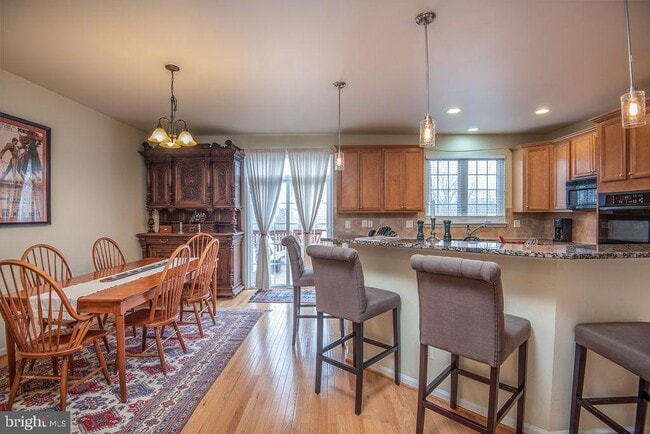 Building Photo - 9776 Corbett Cir