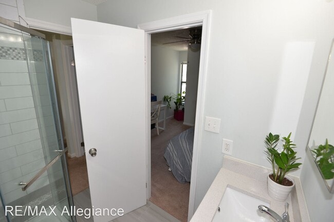 Building Photo - 2 br, 2 bath House - 939 RUDEE COURT