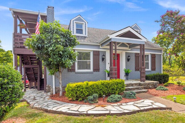 Building Photo - 1302 Ardee Ave