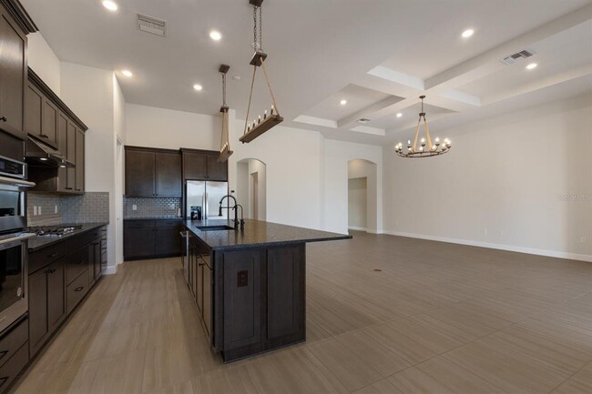 Building Photo - 712 Sigsbee Loop
