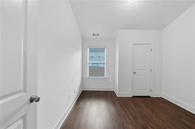 Building Photo - 2244 Mulsanne Dr