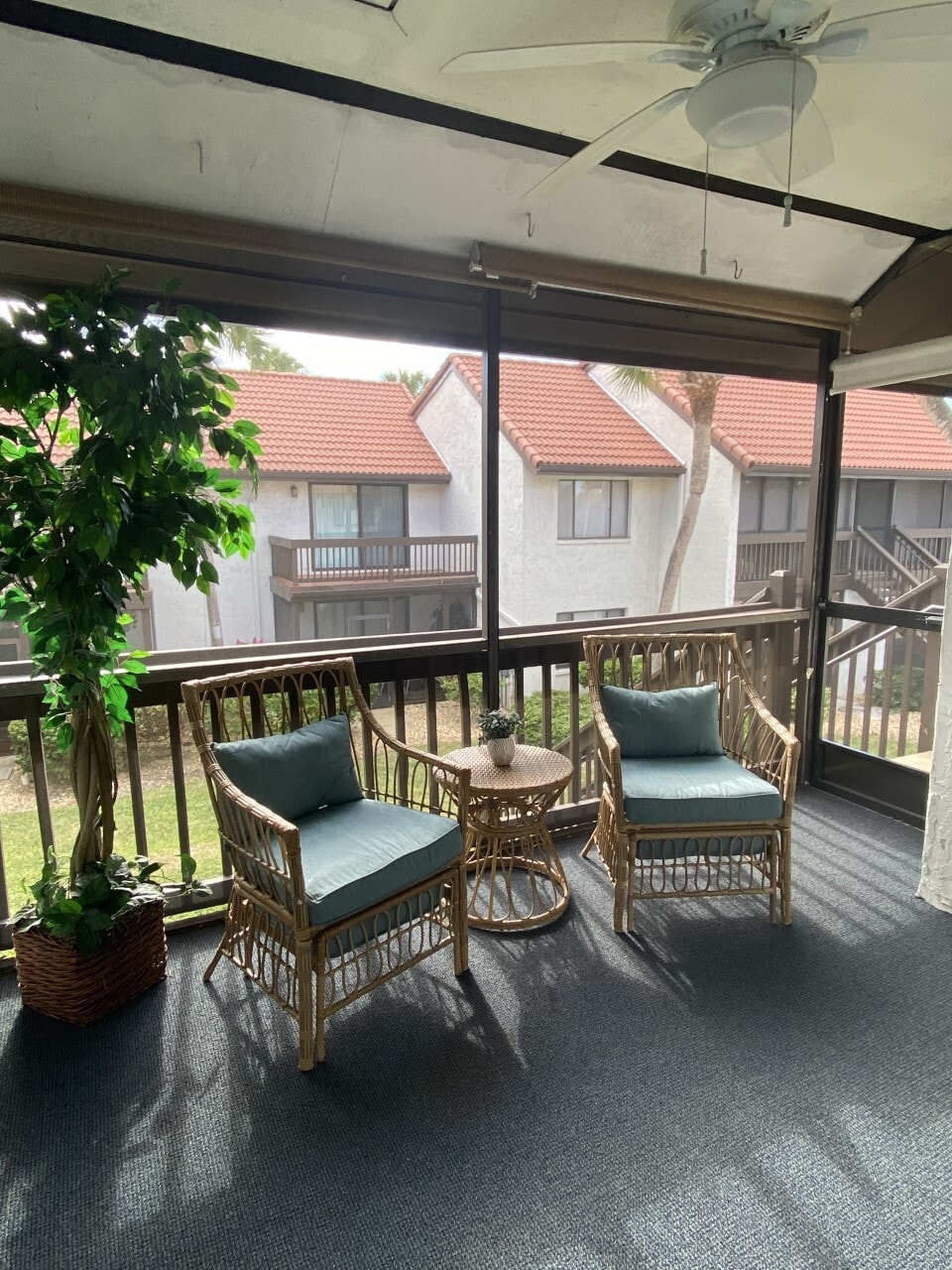 Balcony - 1634 Stickney Point Rd