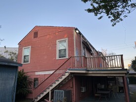 Building Photo - 920 Frenchmen St